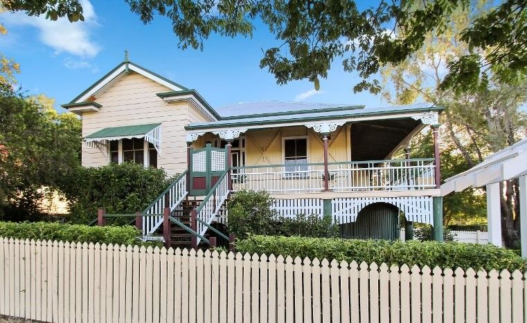 3 bedrooms House in 10 Harlin Road SADLIERS CROSSING QLD, 4305