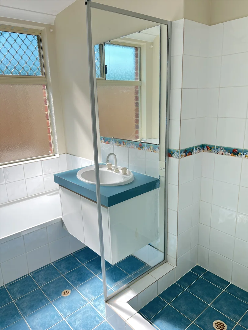 Additional image 13 of 6 Dunlowe Loop, Warnbro WA 6169