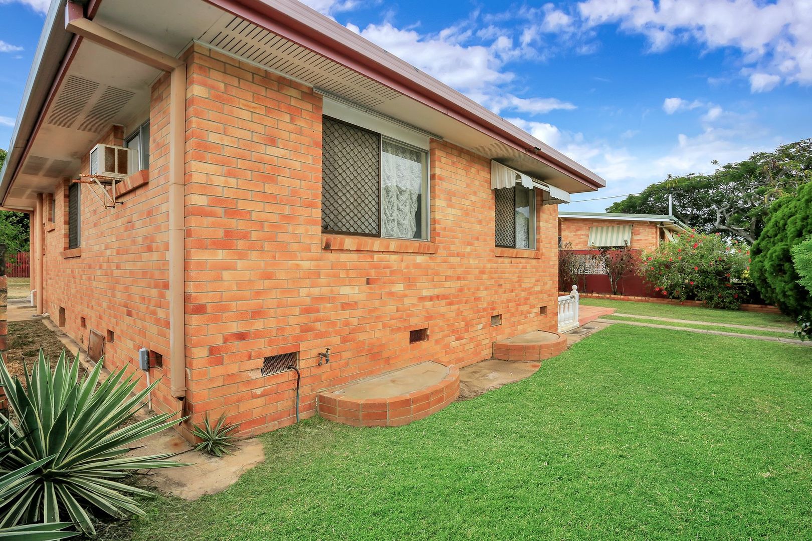 9 Moran Street, Svensson Heights QLD 4670, Image 1