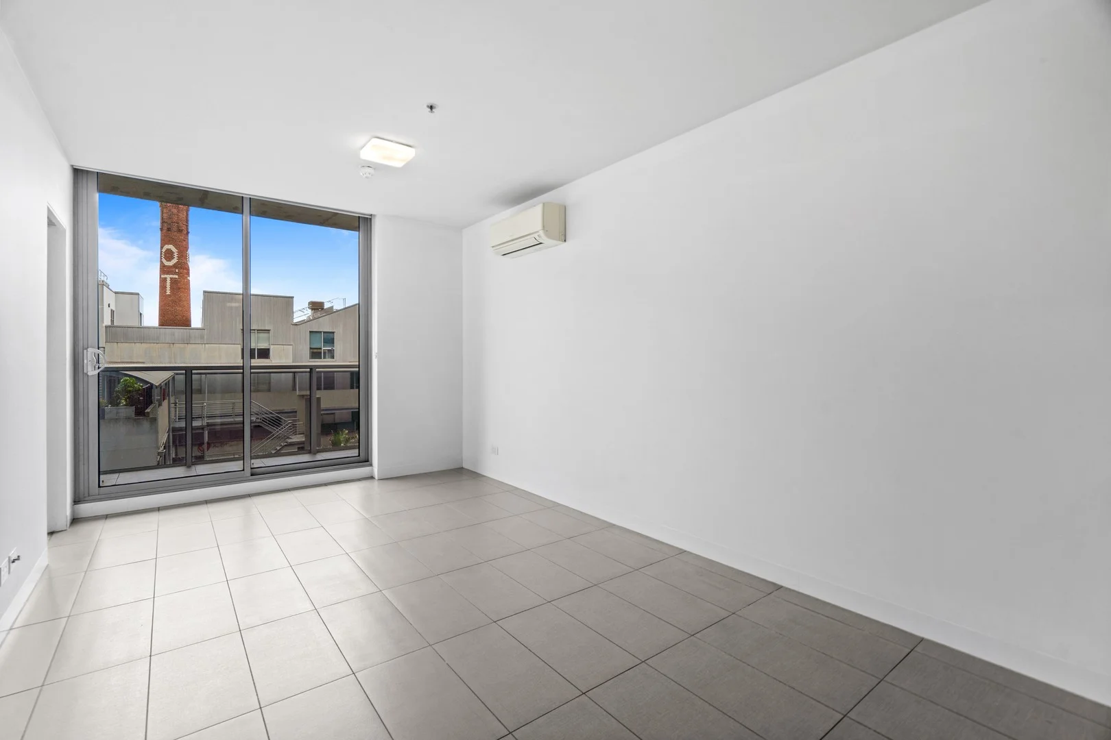 Primary image of 504/15 Clifton Street, Prahran VIC 3181