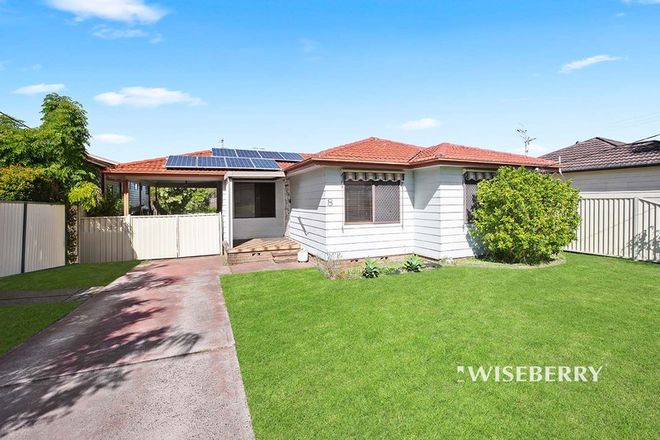 Picture of 8 Row Street, WYONGAH NSW 2259