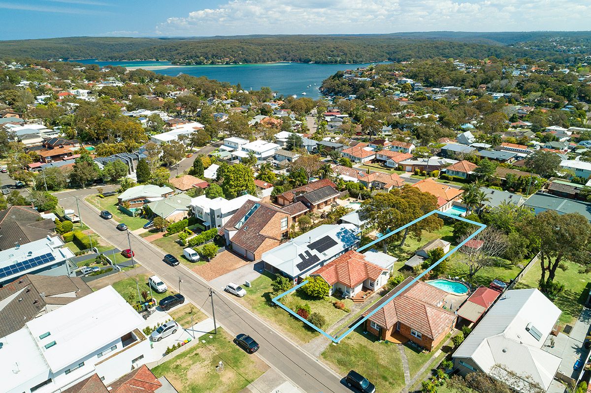 15 David Avenue, Caringbah South NSW 2229, Image 0