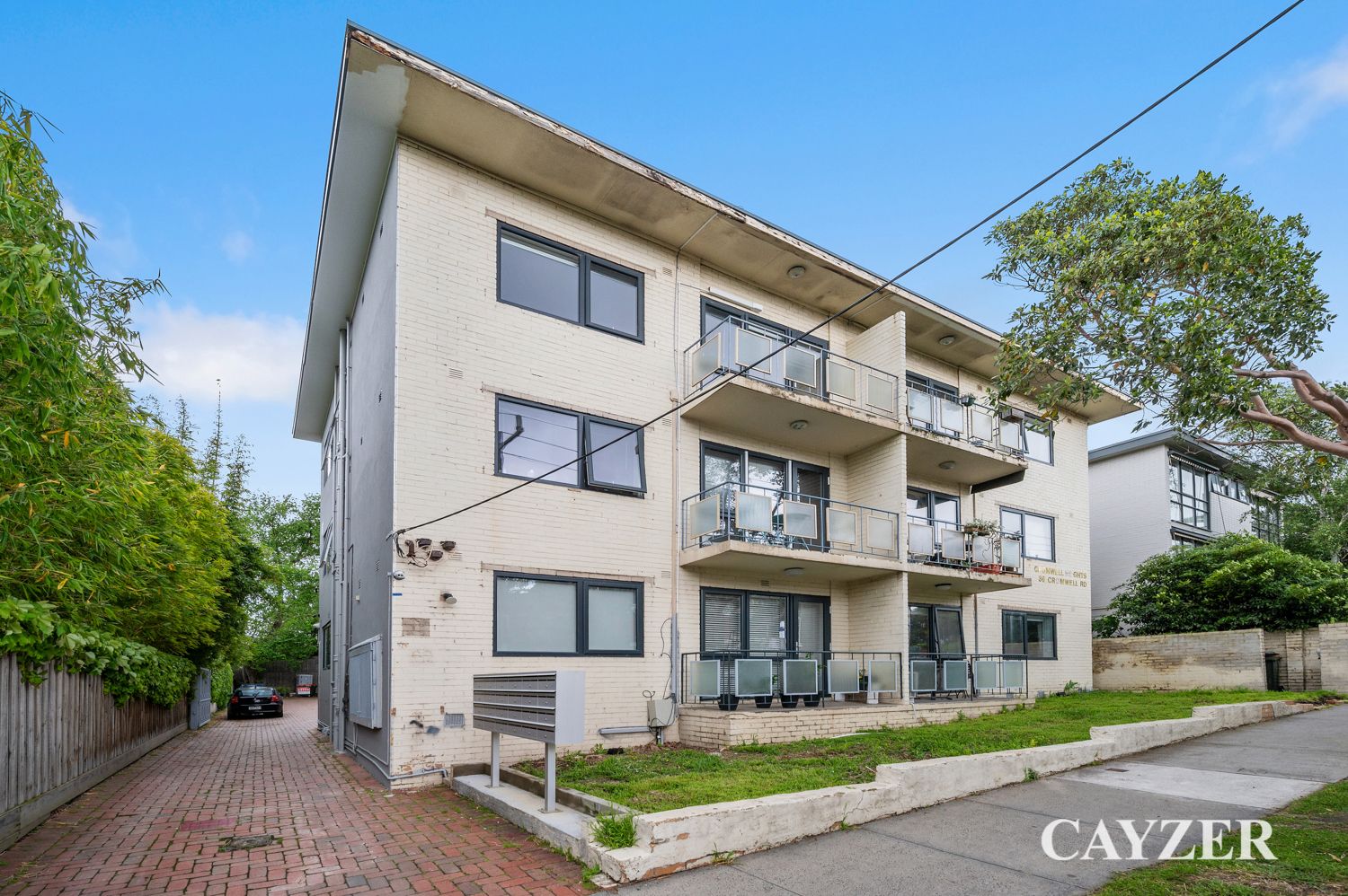 2 bedrooms Apartment / Unit / Flat in 17/36 Cromwell Road SOUTH YARRA VIC, 3141