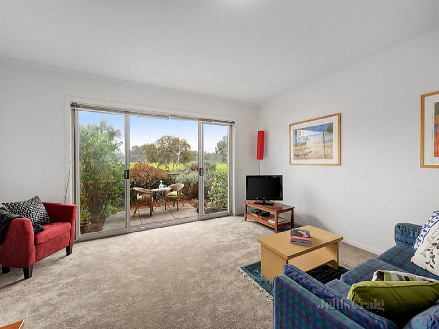 2 bedrooms Apartment / Unit / Flat in 1/81 Field Street CLIFTON HILL VIC, 3068
