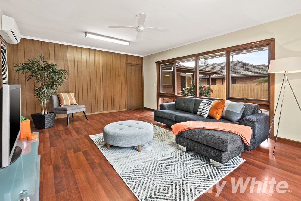 9 Inglewood Avenue, Forest Hill VIC 3131, Image 2