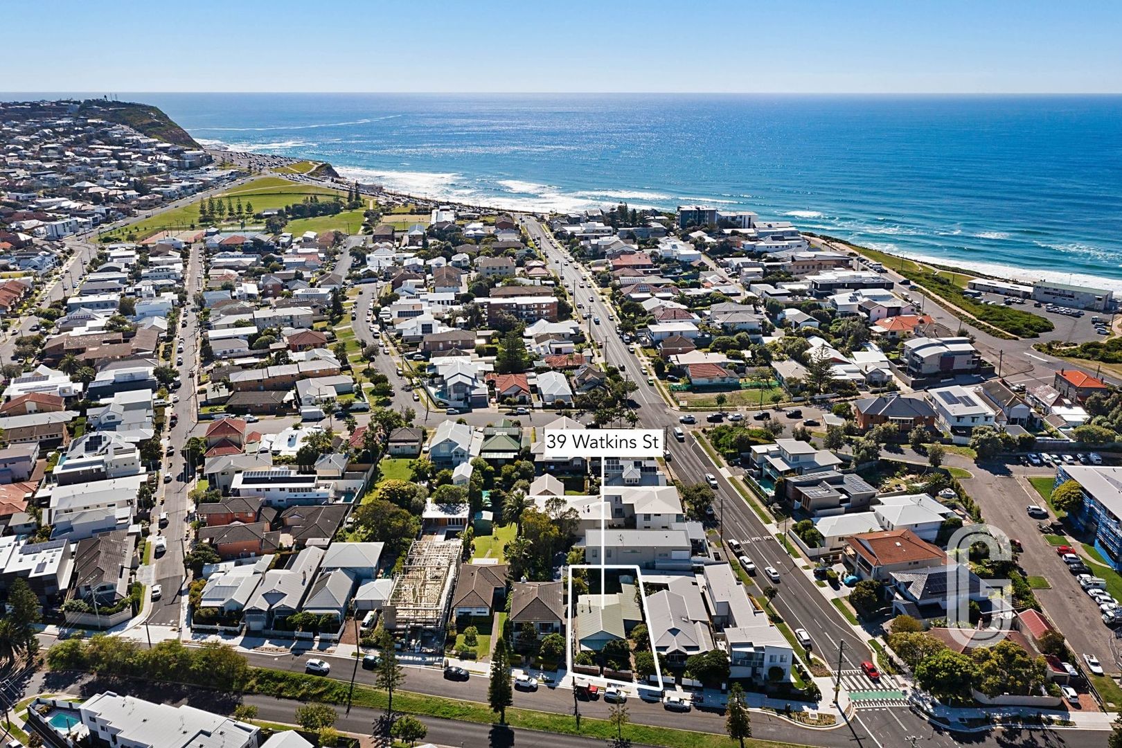 39 Watkins Street, Merewether NSW 2291, Image 2