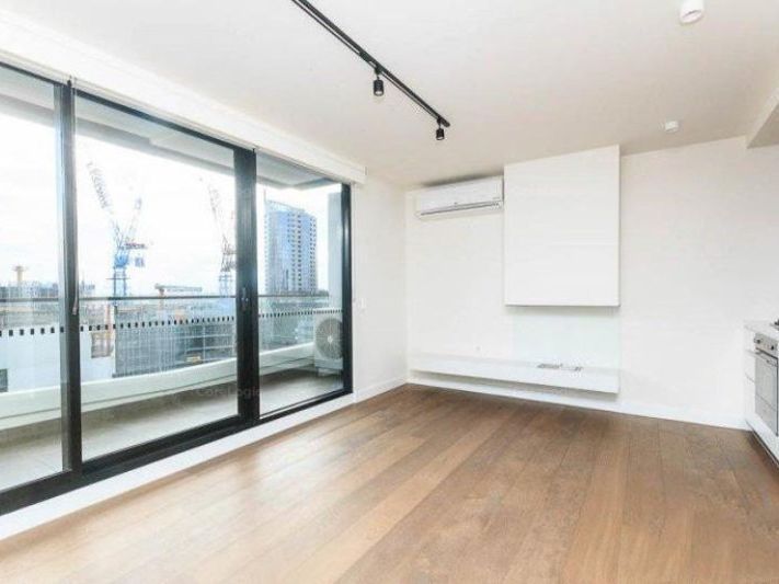 2 bedrooms Apartment / Unit / Flat in 1806/2 Claremont Street SOUTH YARRA VIC, 3141