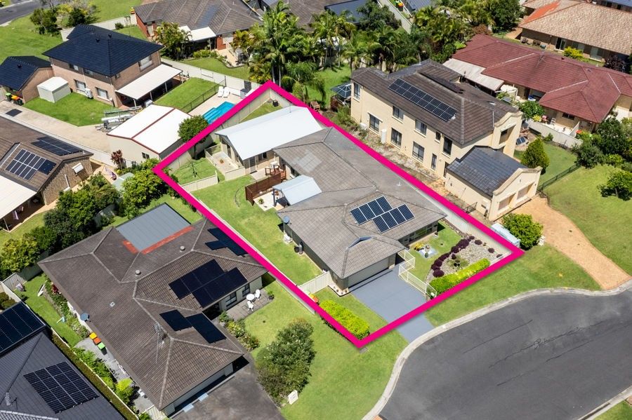 5 bedrooms House in 20 Rutland Street BONVILLE NSW, 2450