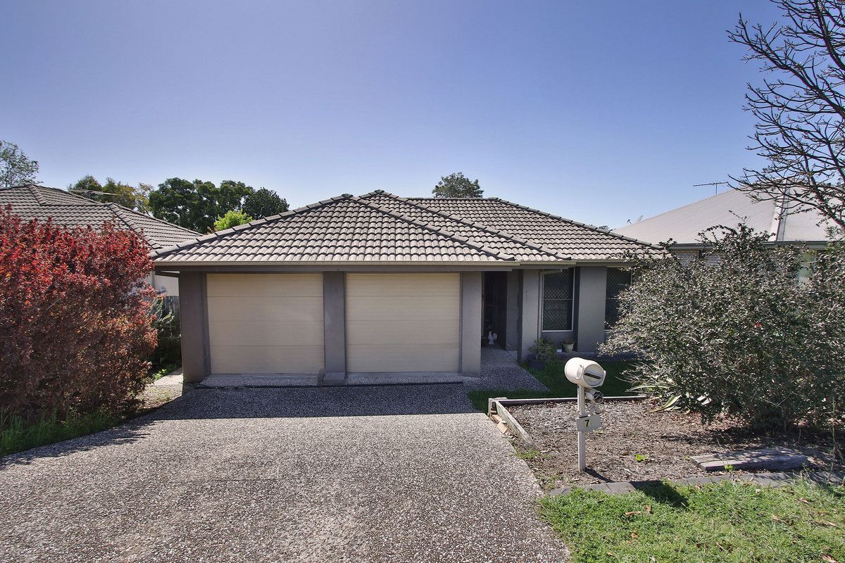 4 bedrooms House in 7 Bosswood Court YAMANTO QLD, 4305