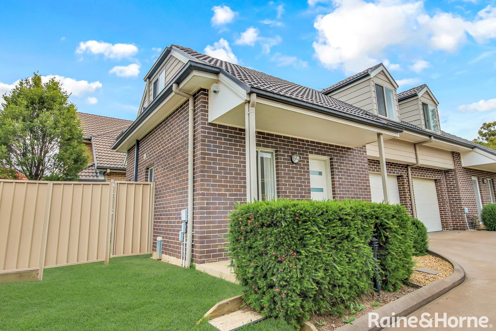 2 bedrooms Townhouse in 3/51 Barry Street CAMBRIDGE PARK NSW, 2747