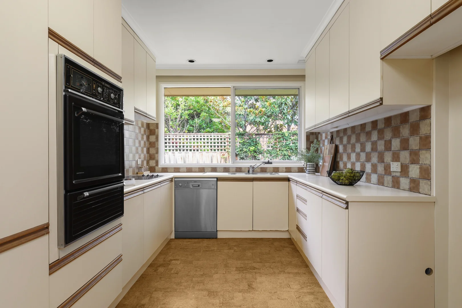 Additional image 5 of 2/63 Eskdale Road, Caulfield North VIC 3161