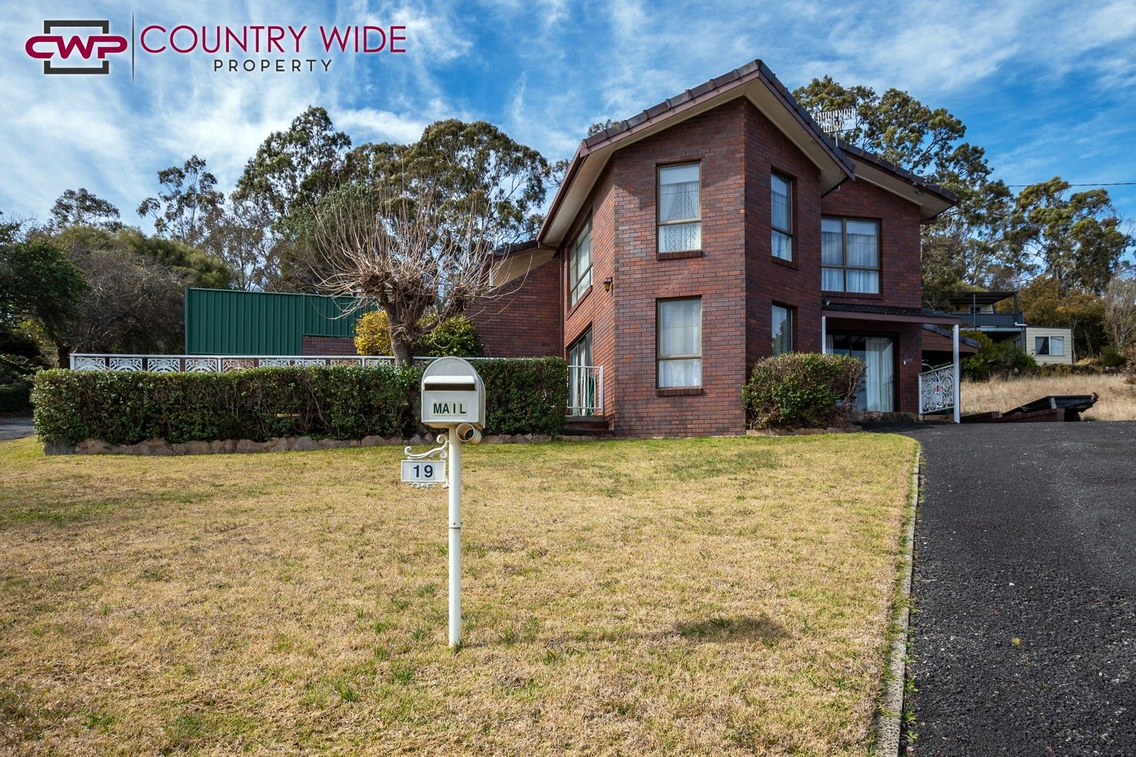 19 Bates Avenue, Glen Innes NSW 2370, Image 0