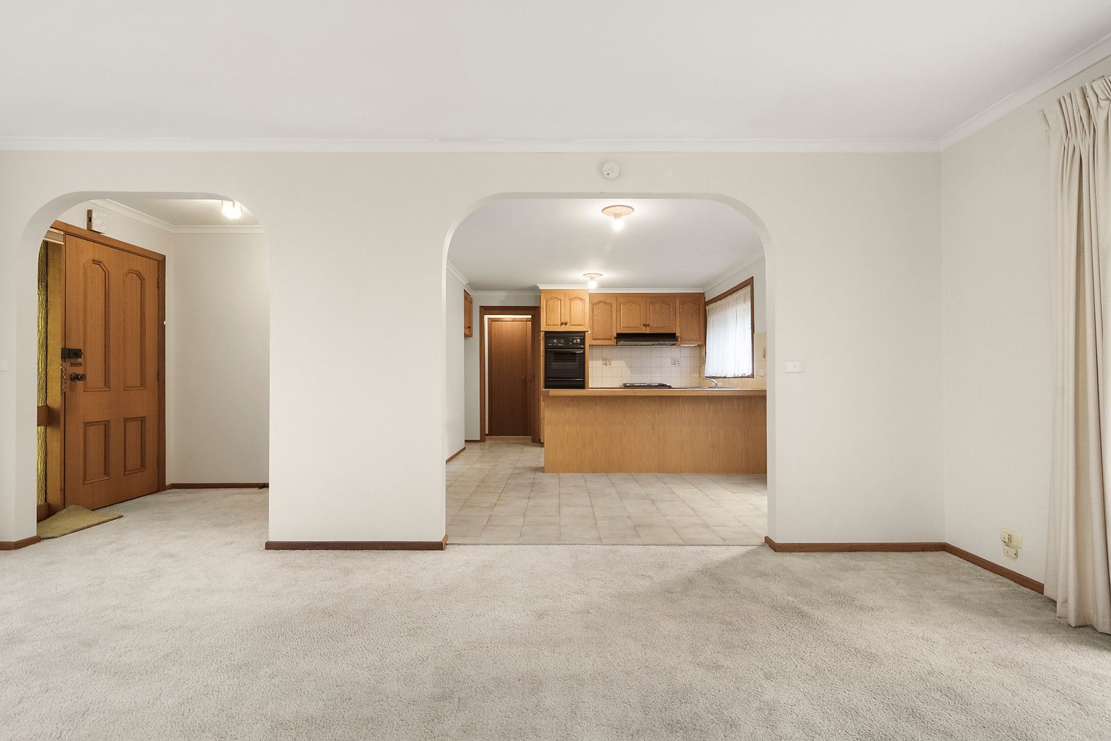 2/4 Cameron Road, Essendon VIC 3040, Image 1