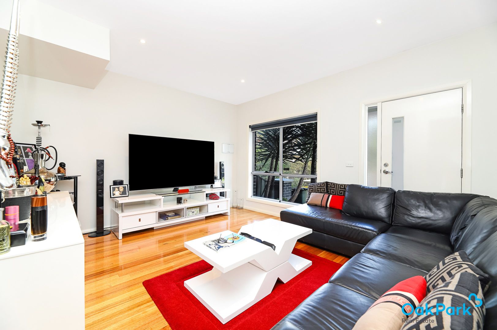 2/160 Waterloo Road, Oak Park VIC 3046, Image 2