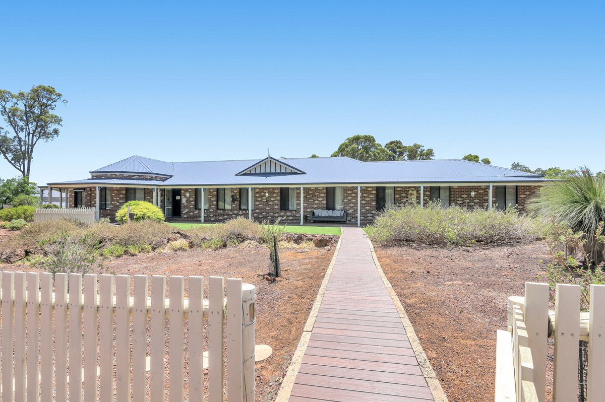 1 Blissett Drive, Bedfordale WA 6112, Image 0