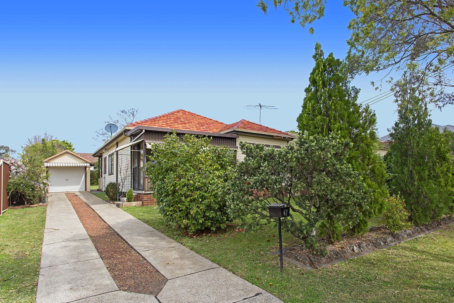 47 Horsley Road, Revesby NSW 2212, Image 0