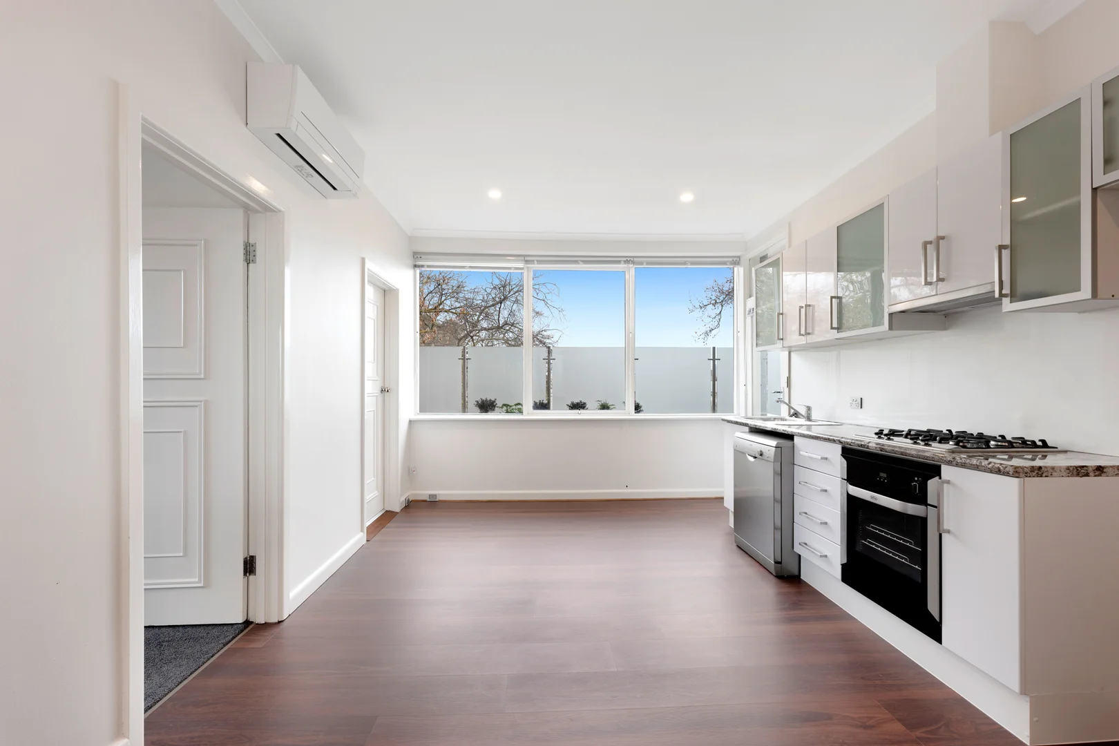 Additional image 4 of 10/4 Lambert Road, Toorak VIC 3142