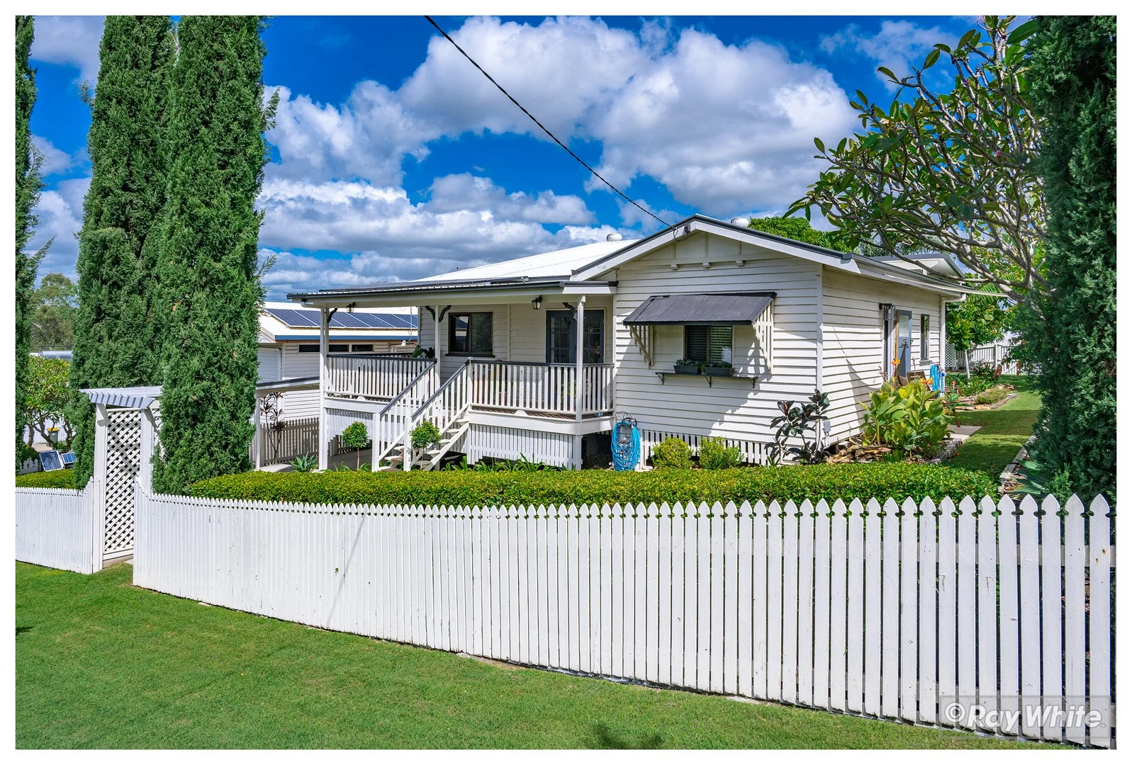 18 Cairns Street, The Range QLD 4700