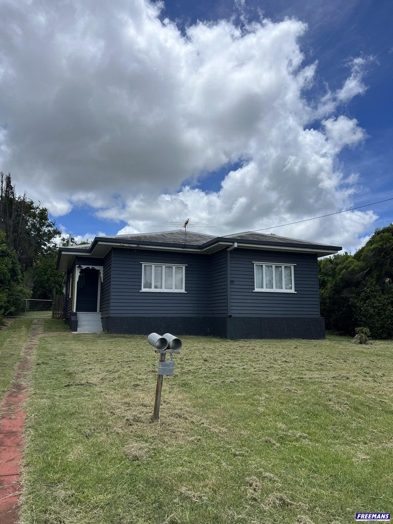 2 bedrooms House in 10 Webster Street KINGAROY QLD, 4610