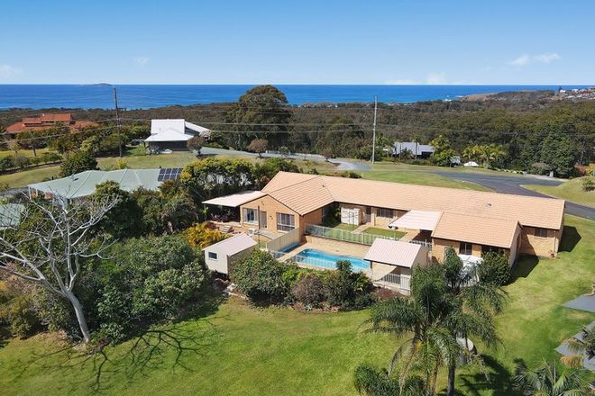 Picture of 2 Stefan Close, EMERALD BEACH NSW 2456