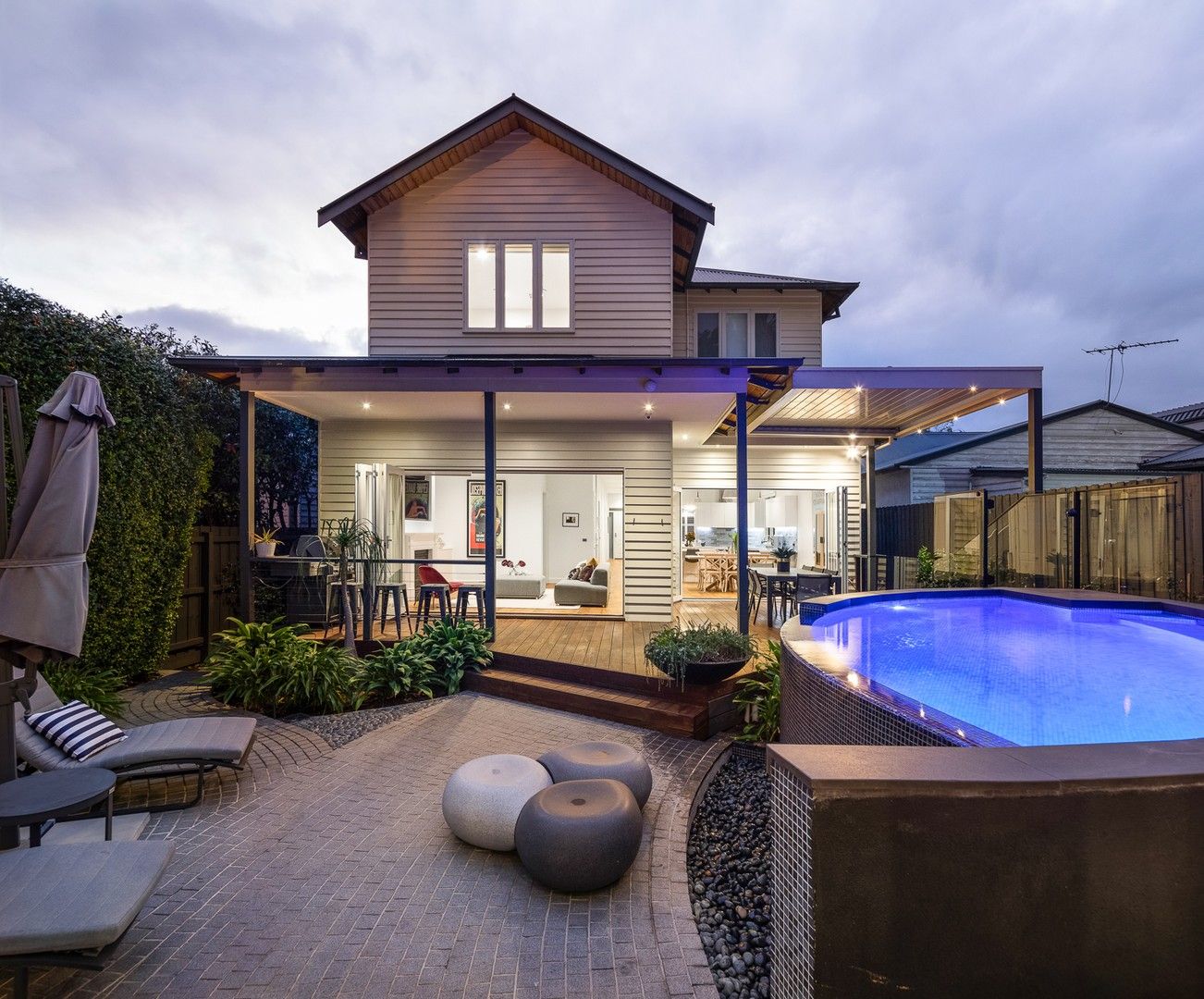 5 bedrooms House in 96 Asling Street BRIGHTON VIC, 3186