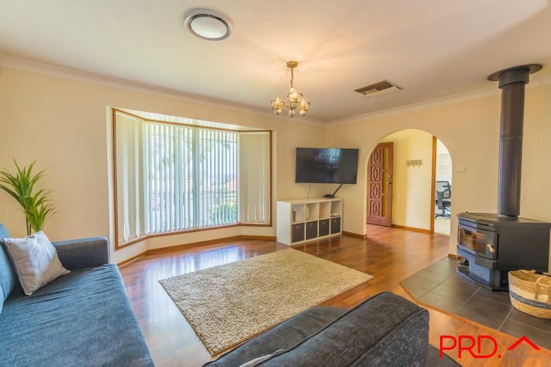 6 Eucalypt Avenue, Tamworth NSW 2340, Image 1