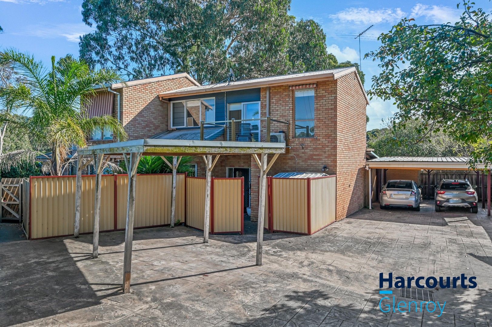 2/17 Flannery Court, Oak Park VIC 3046, Image 0