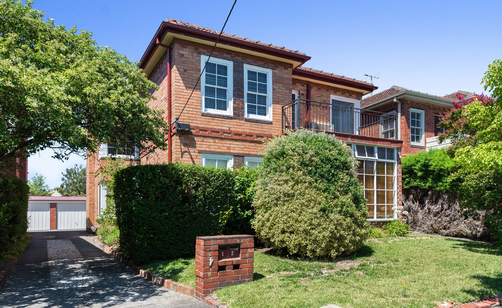 2 bedrooms Apartment / Unit / Flat in 2/4 Ashe Grove TOORAK VIC, 3142