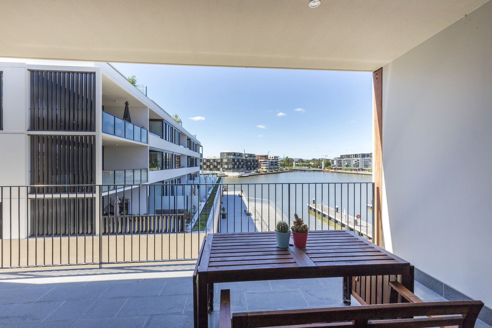 12/10 Trevillian Quay, Kingston ACT 2604, Image 2