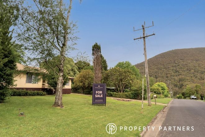 Picture of 19 Lincoln Road, WARBURTON VIC 3799