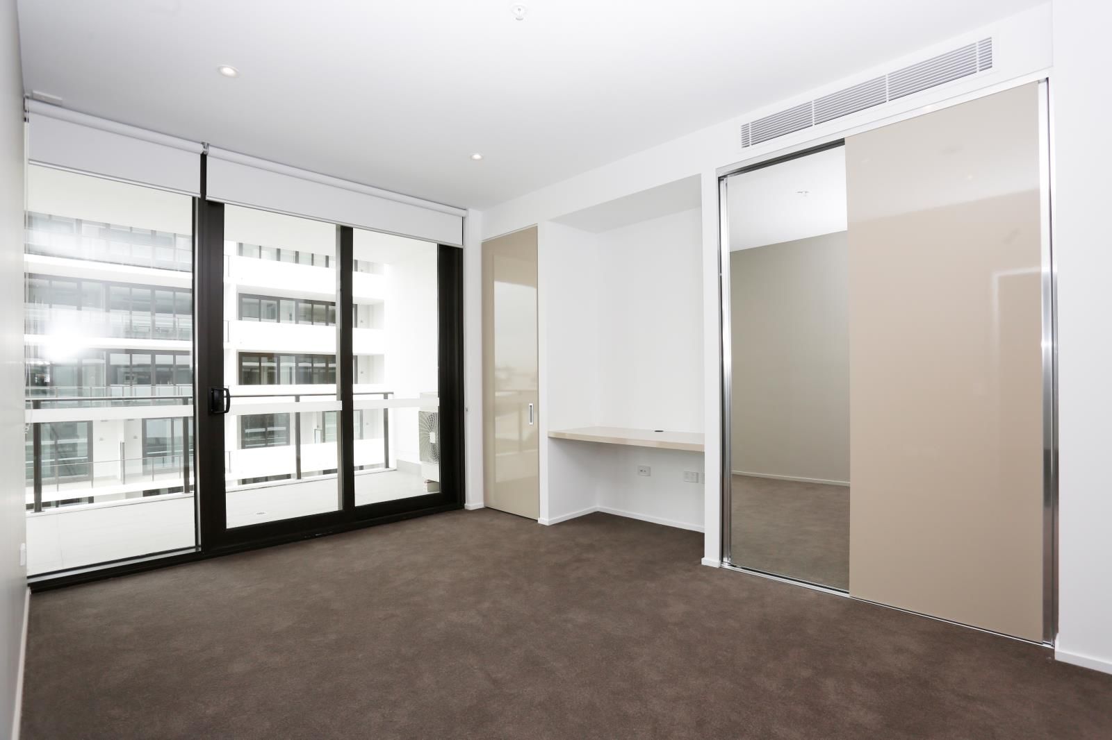 2 bedrooms Apartment / Unit / Flat in 605/669 Gardeners Road MASCOT NSW, 2020