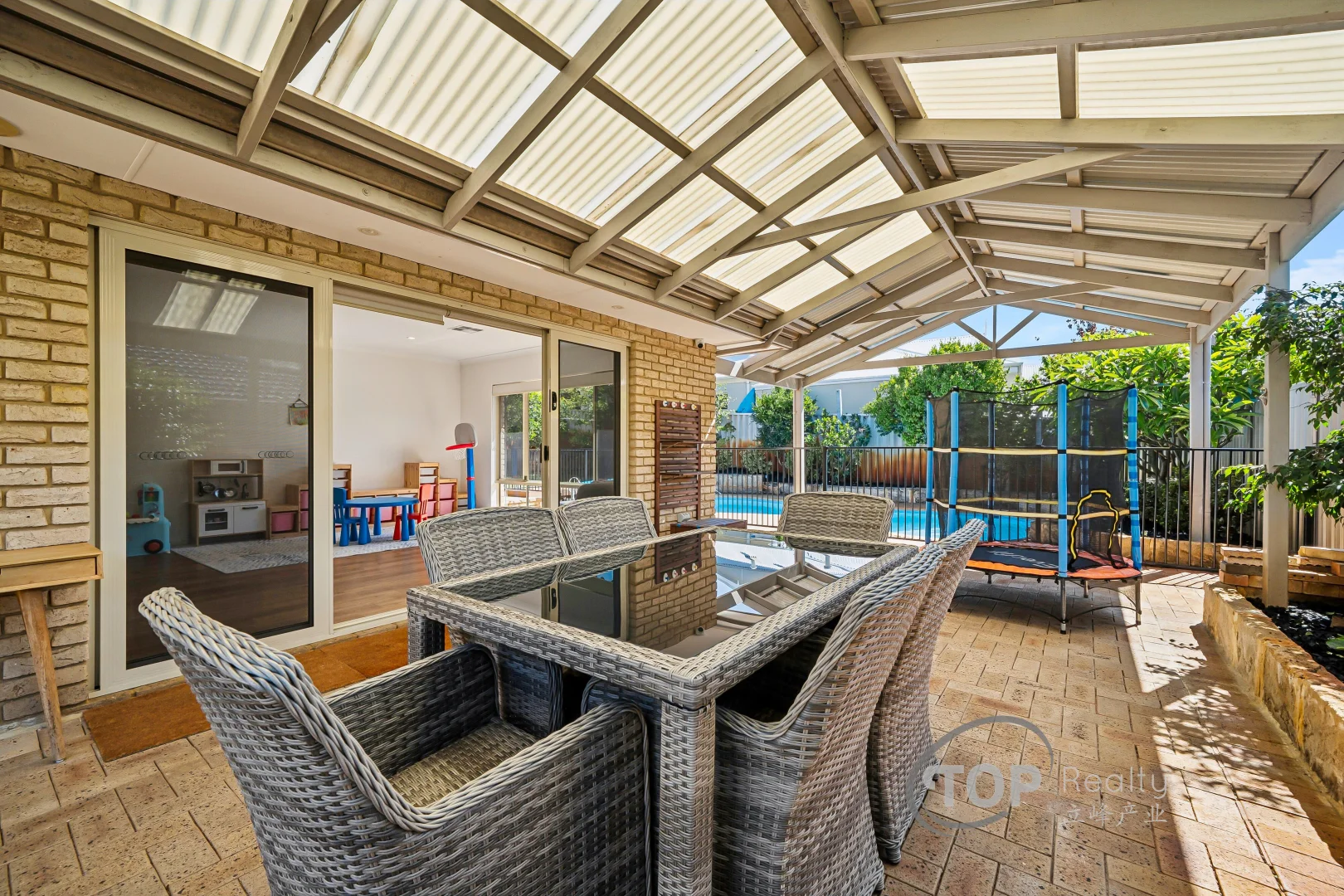 Additional image 28 of 34 Sinclair Crescent, Winthrop WA 6150