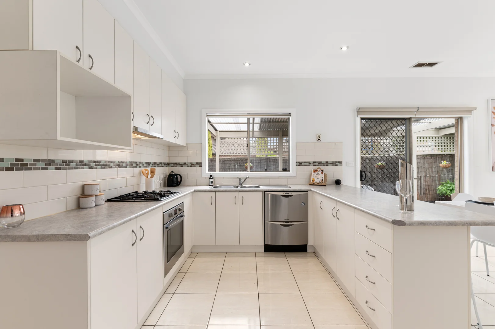 Additional image 7 of 3 Strahan Place, South Morang VIC 3752