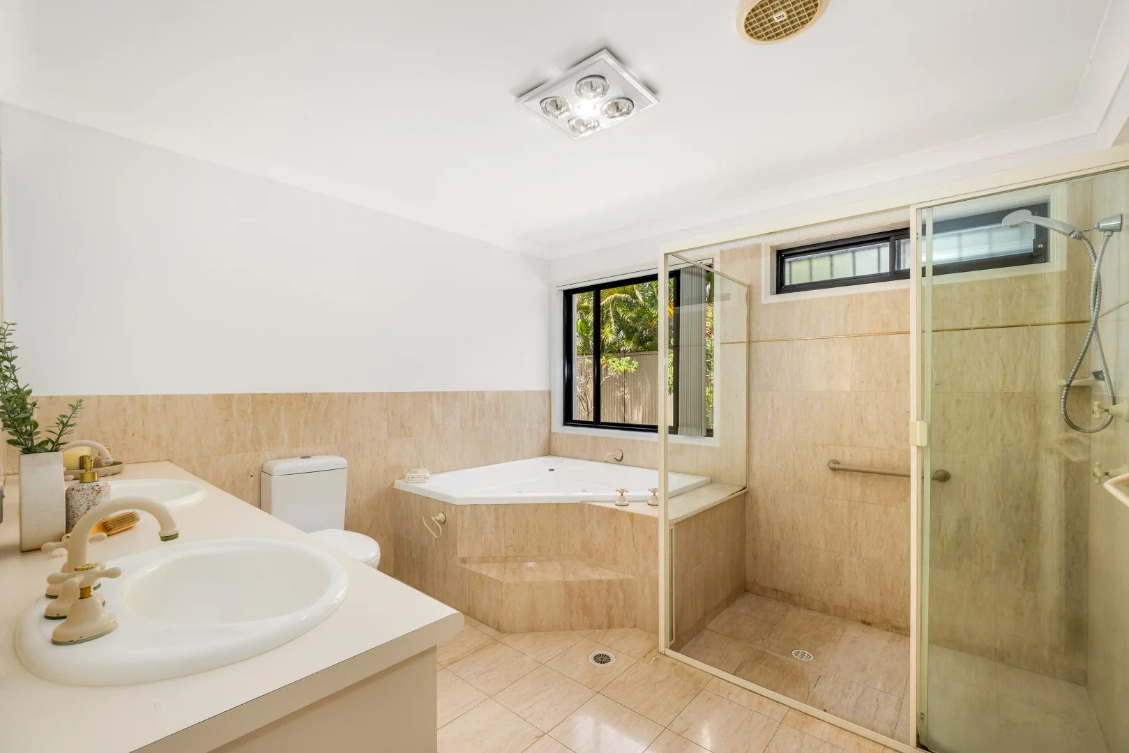 Additional image 16 of 5 Cayman Crescent, Ormiston QLD 4160