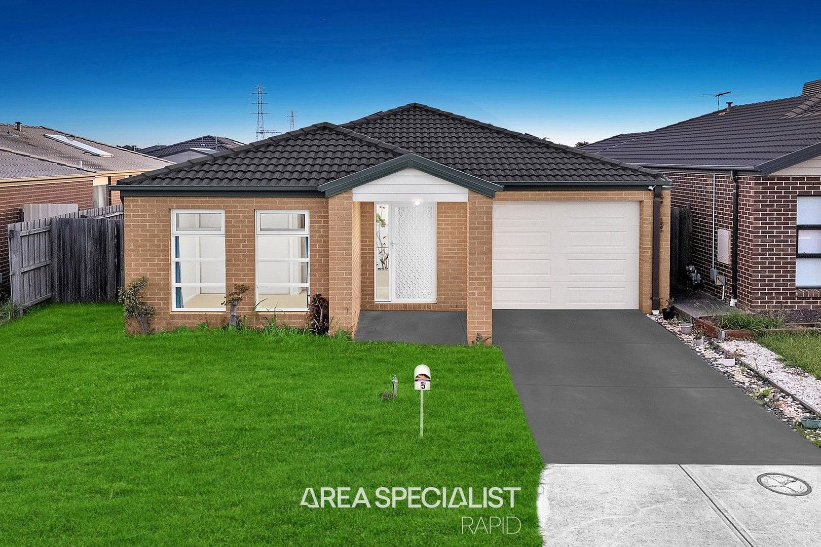 3 bedrooms House in 5 Libby Court HAMPTON PARK VIC, 3976