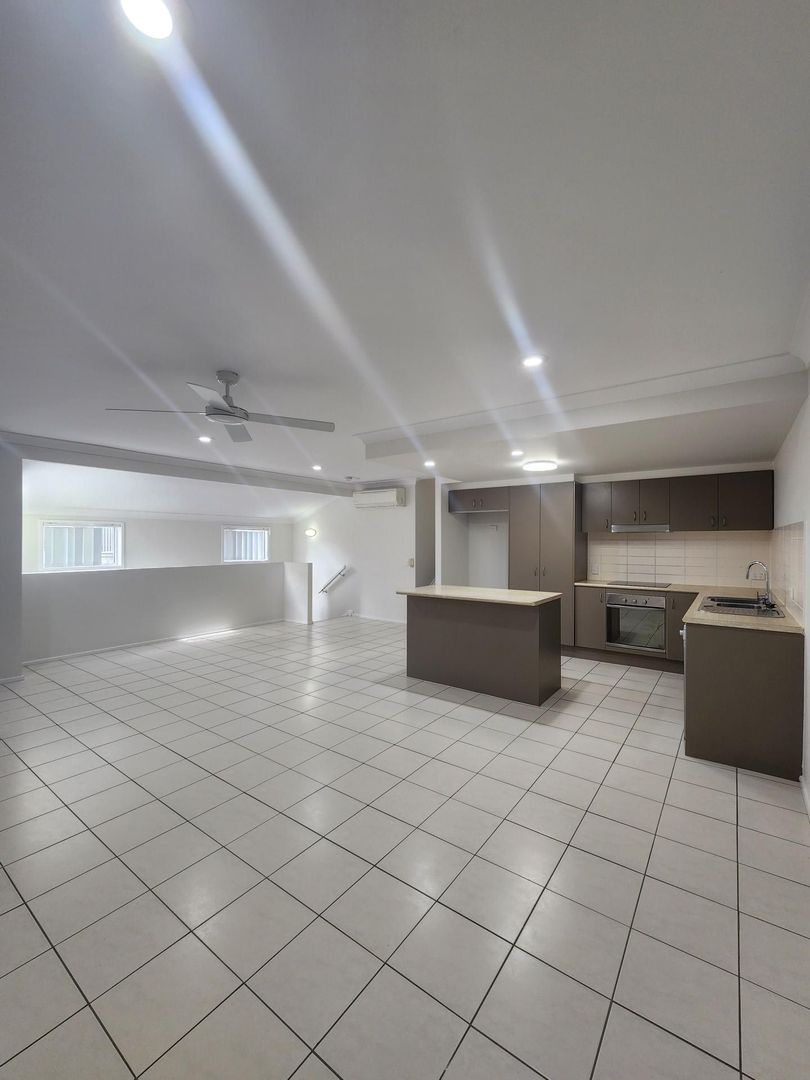 28/29 Lachlan Drive, Wakerley QLD 4154, Image 1