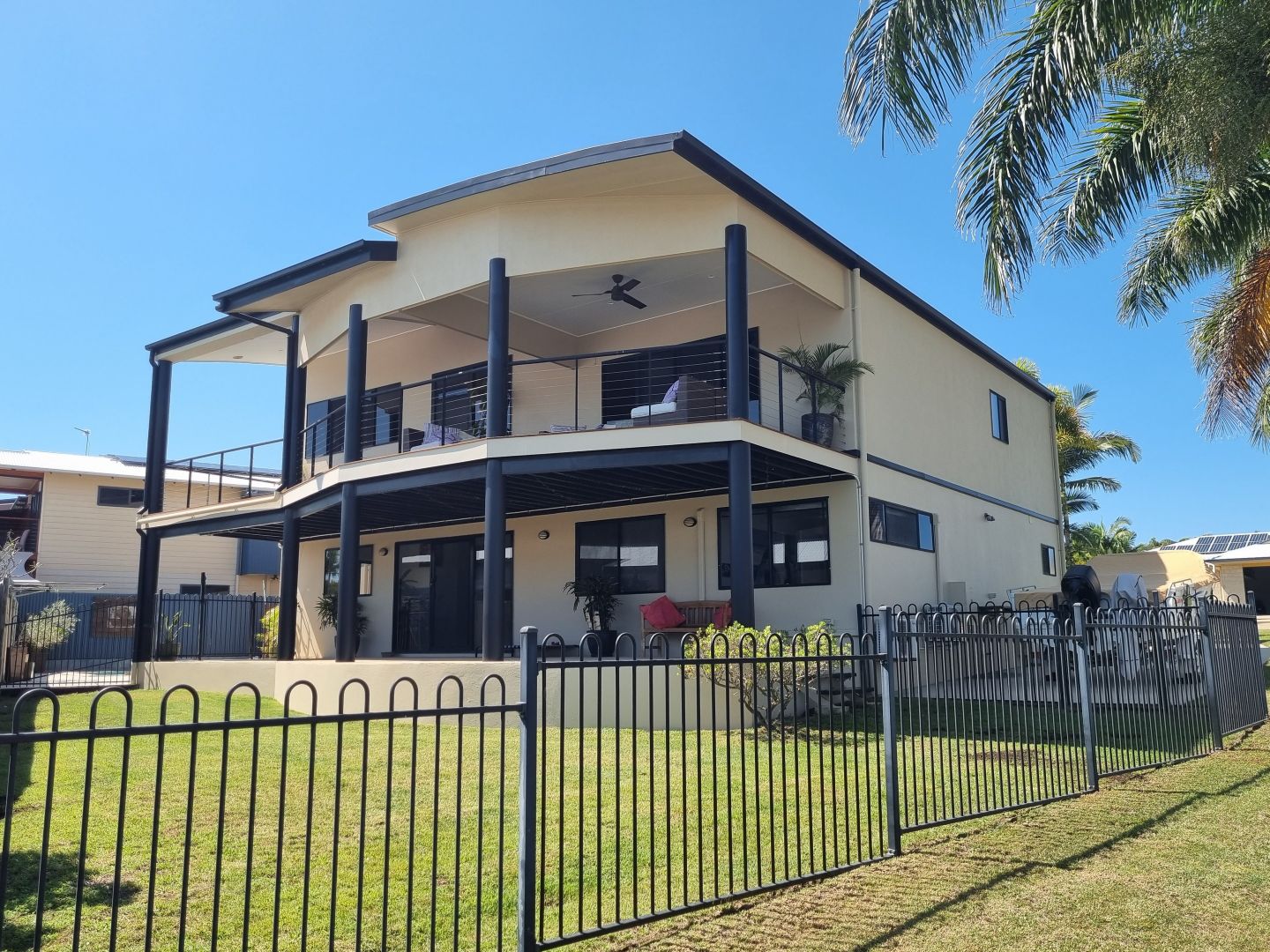 20 Riverside Dr, Tannum Sands QLD 4680, Image 1