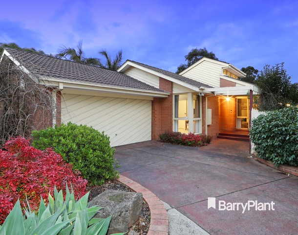 7 Buckingham Drive, Rowville VIC 3178