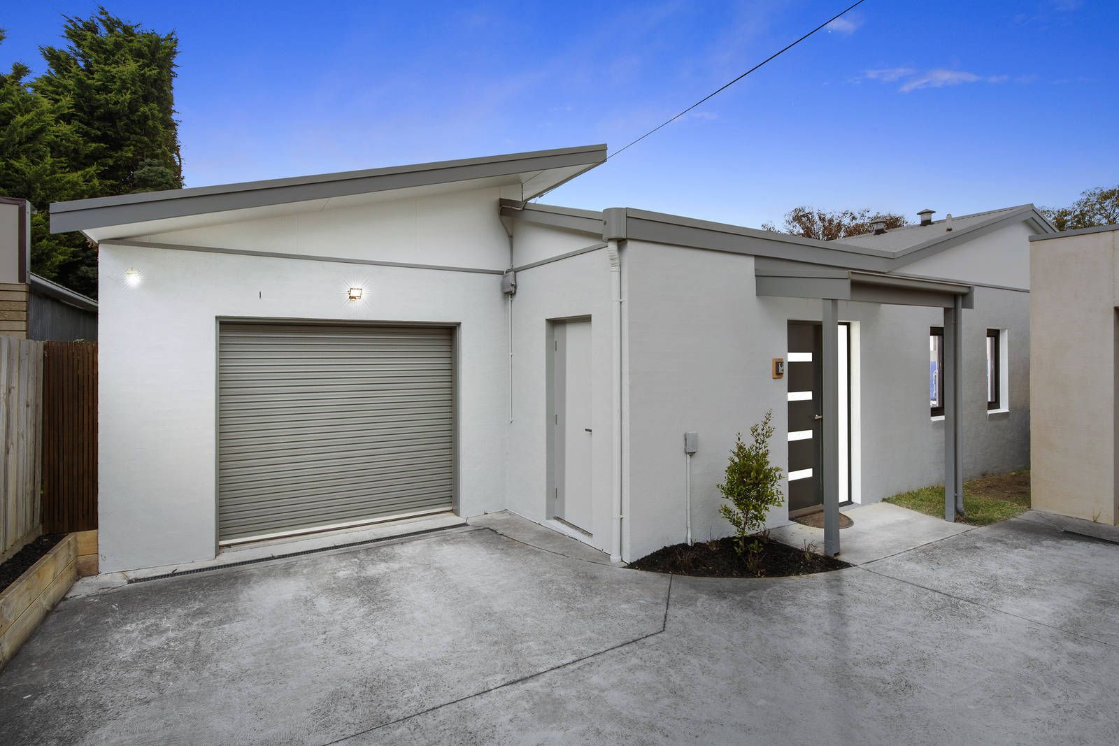 2/99 South Valley Road, Highton VIC 3216, Image 2