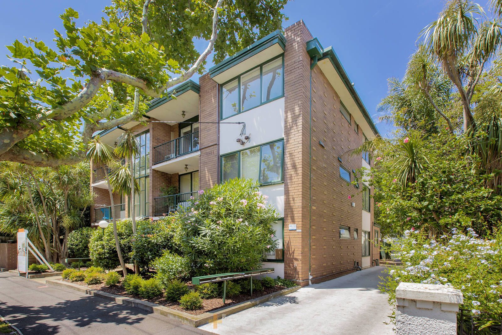 9/113 Addison Street, Elwood VIC 3184, Image 0