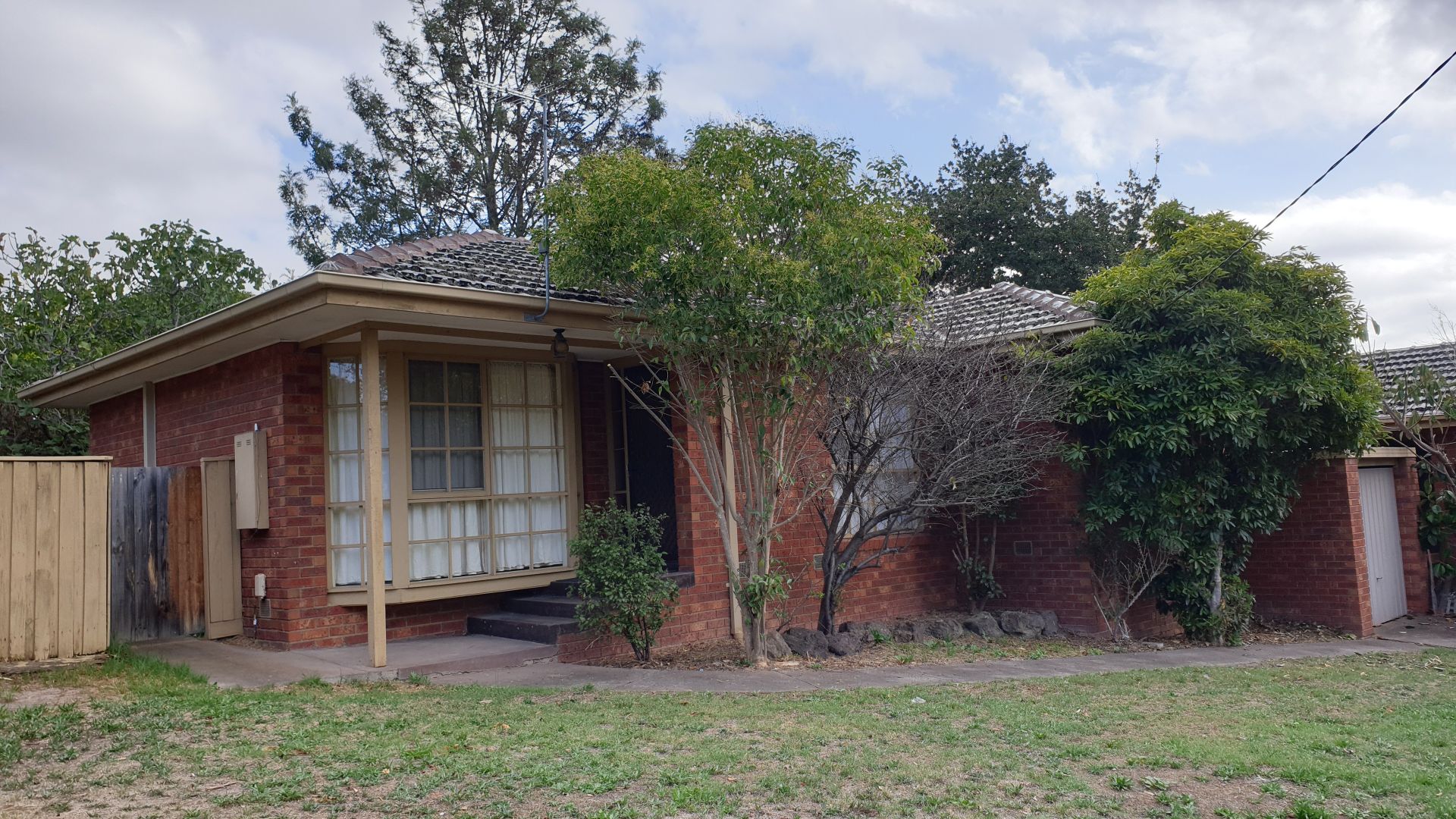 1/2 Tudor Road, Doncaster VIC 3108