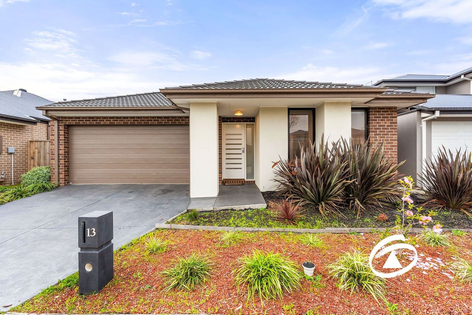 4 bedrooms House in 13 Creekside Street CLYDE VIC, 3978