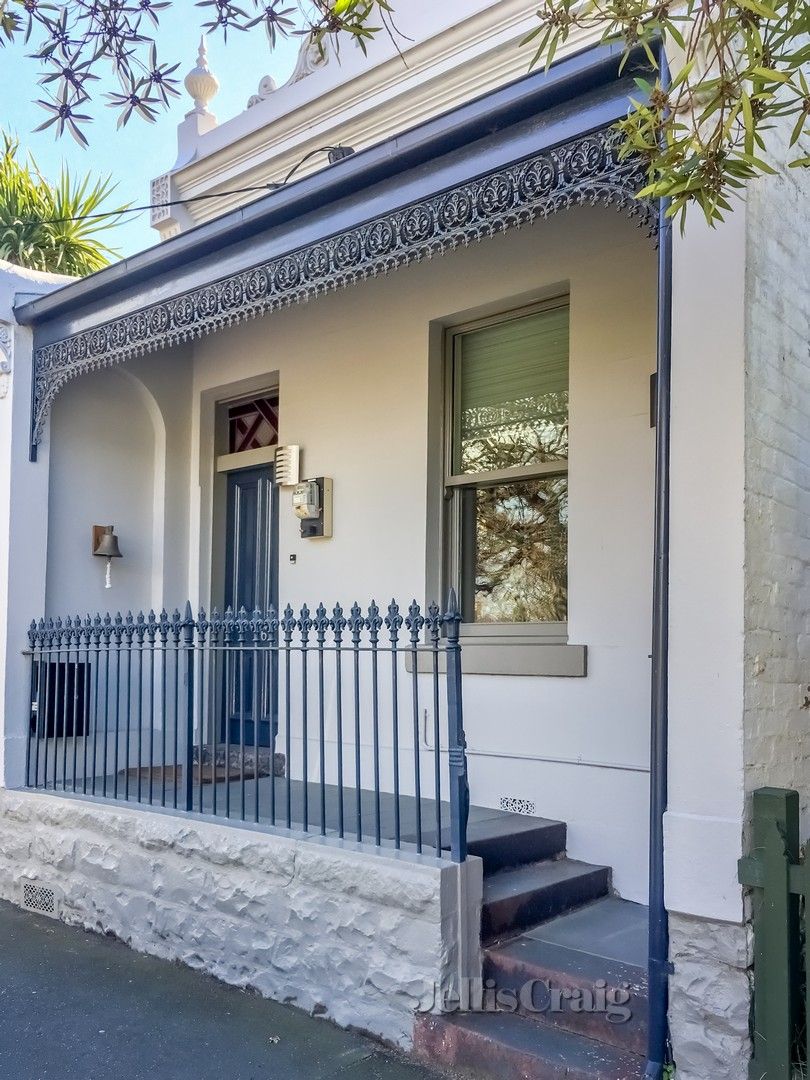 2 bedrooms House in 96 Curtain Street CARLTON NORTH VIC, 3054