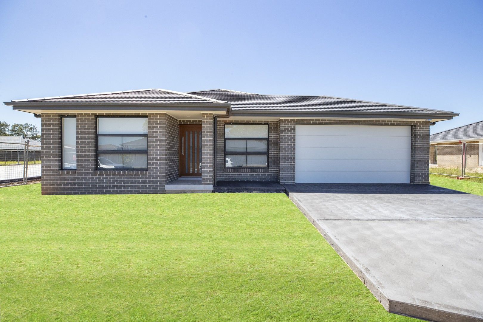 4 bedrooms House in 5 Birmingham Circuit BELLBIRD NSW, 2325