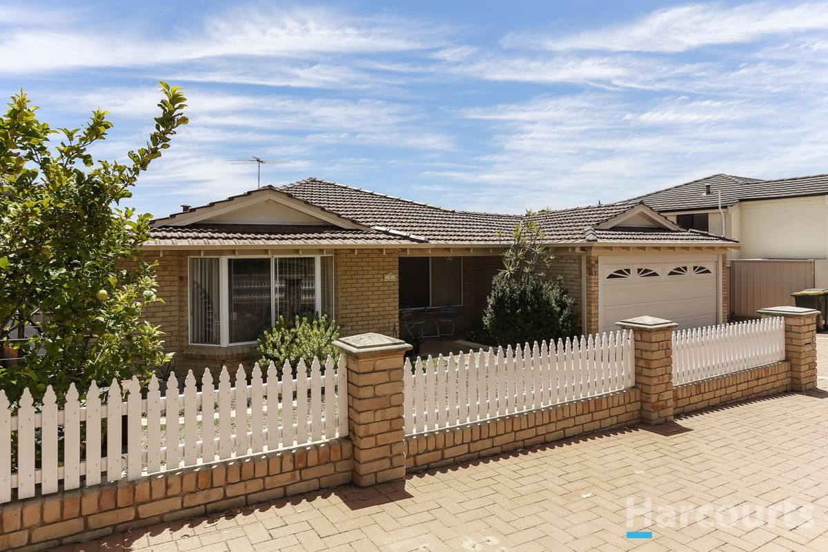 9 Bellerive Boulevard, Madeley WA 6065 House For Rent 450 Domain