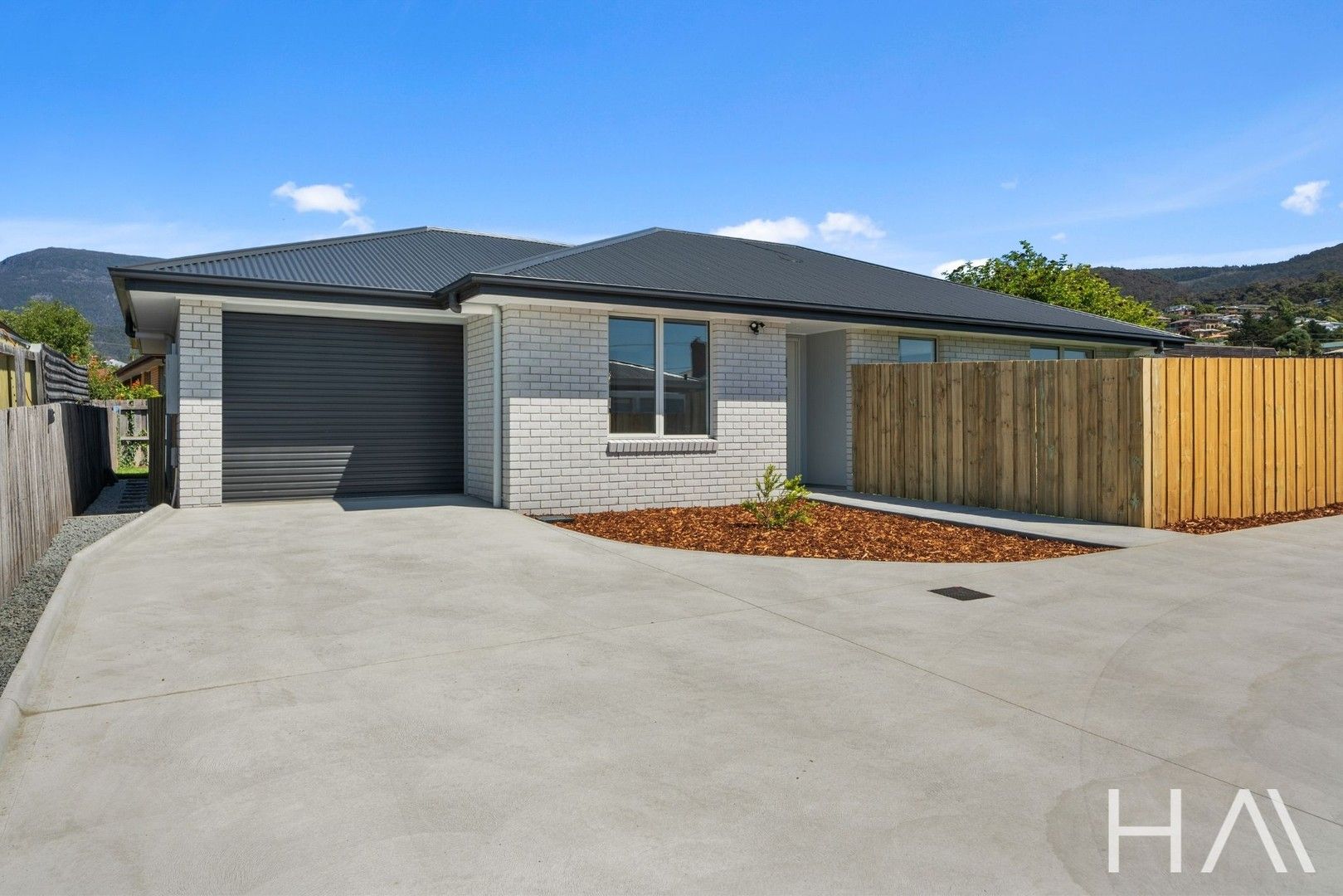 2/8 Kenbrae Avenue, Glenorchy TAS 7010, Image 0