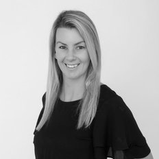 Amanda Irvine, Sales representative