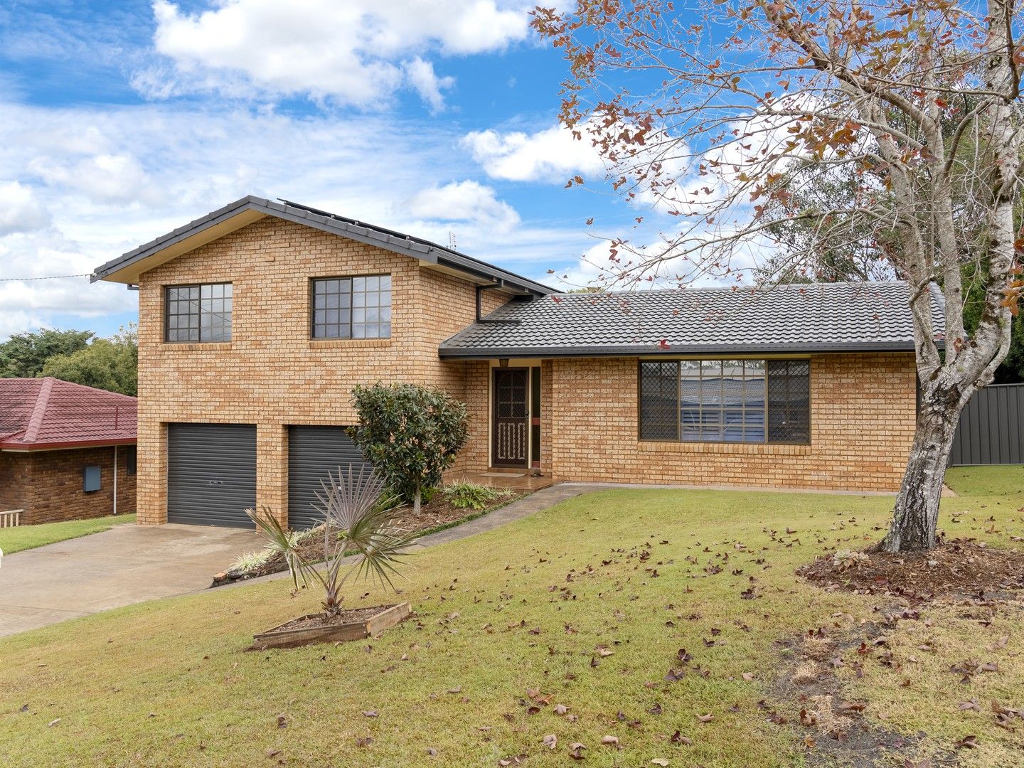 4 bedrooms House in 27 Pearce Avenue GOONELLABAH NSW, 2480