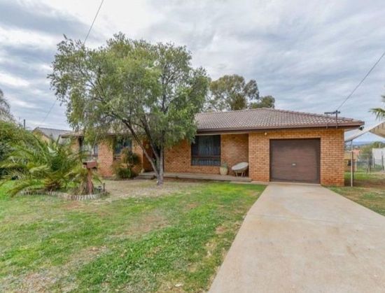 3 bedrooms House in 11 Graham Street TAMWORTH NSW, 2340