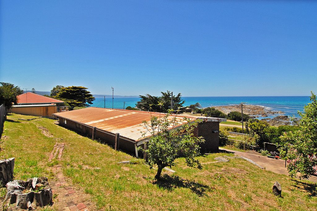 20 Ocean Road South, Lorne VIC 3232, Image 2